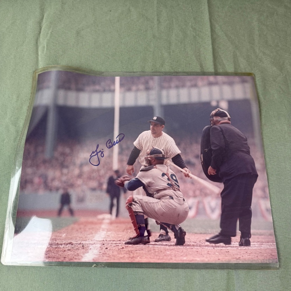 Yogi Berra Signed Autograph 8x10 Photo NY Yankees COA LTD Enterprises
